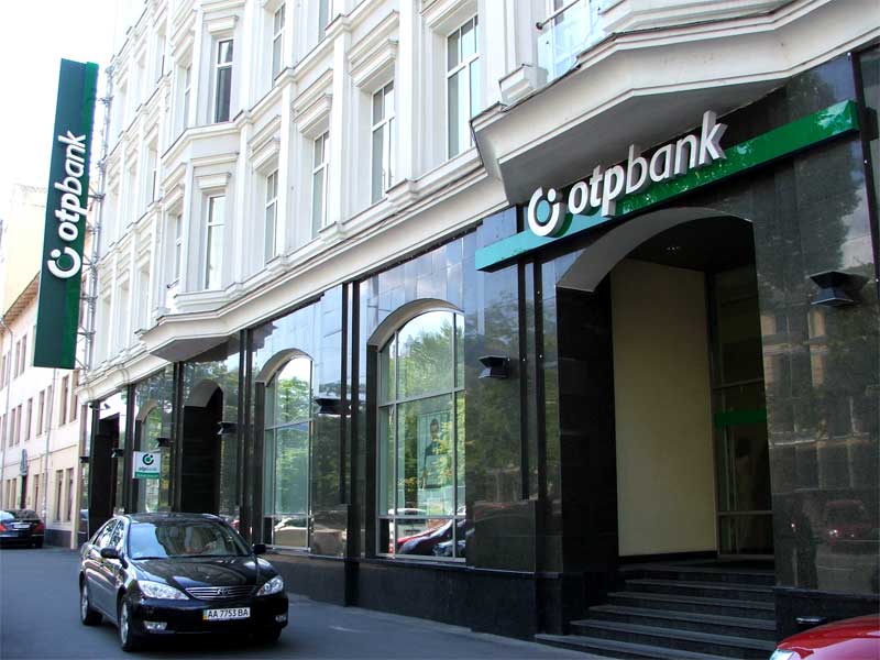 OTP Makes Offer for Bank in EU - CEO