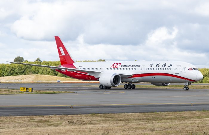 Shanghai Airlines Launches Ningbo-Budapest Flight
