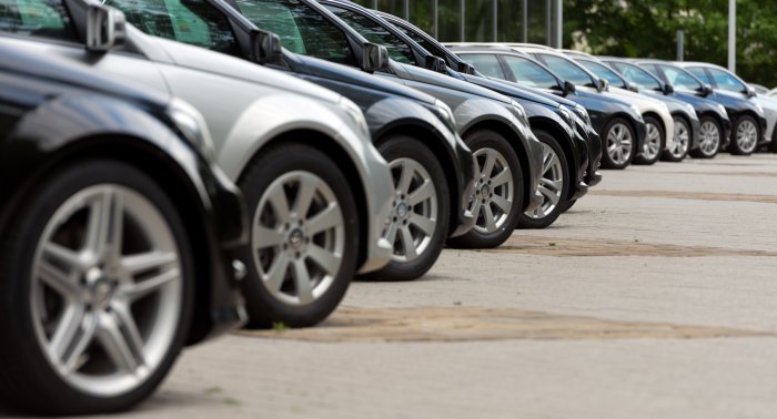 Online Car Shopping Popularity Grows, but Dealerships Retain...