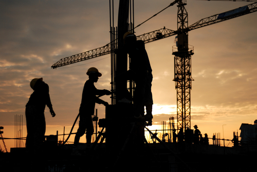 Almost 3/4 of construction companies project higher revenue