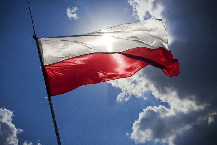 Majority of Ukrainian Refugees in Poland Found a Job 