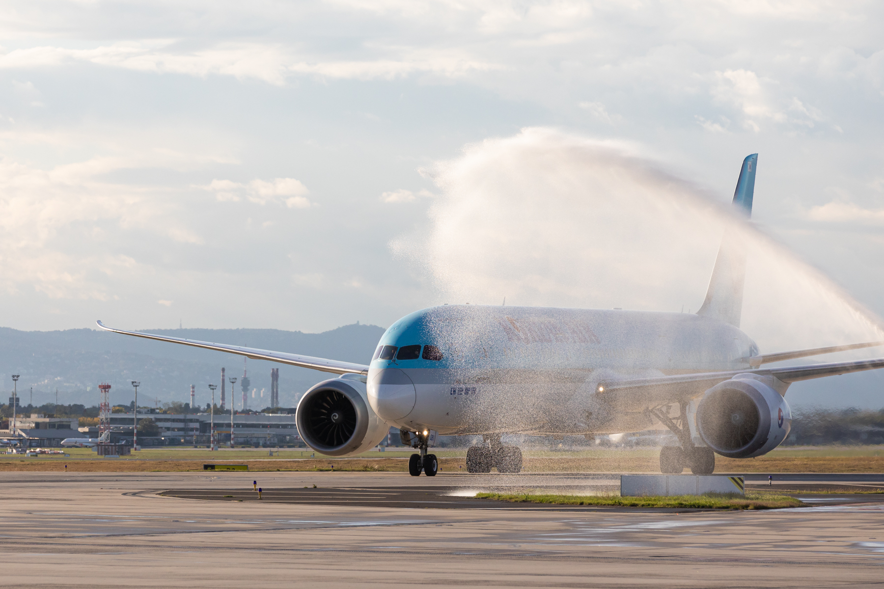 Korean Air Launches 2 Flights a Week Between Budapest and Seoul