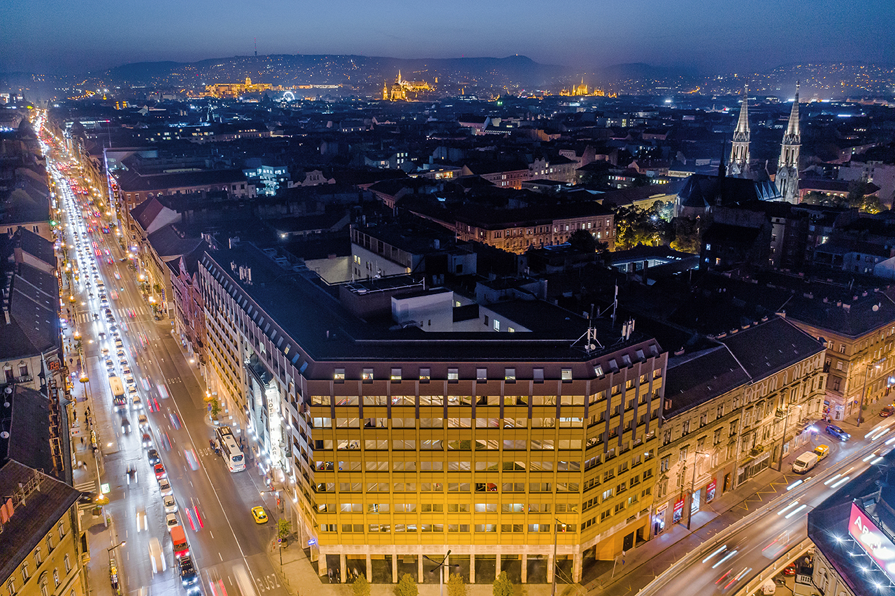 Hungary's Largest Hotel, Danubius Hotel Hungaria, to Reopen