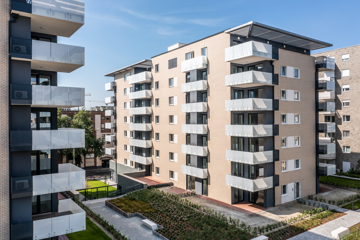 2nd Phase of Living's Kassák Project Handed Over