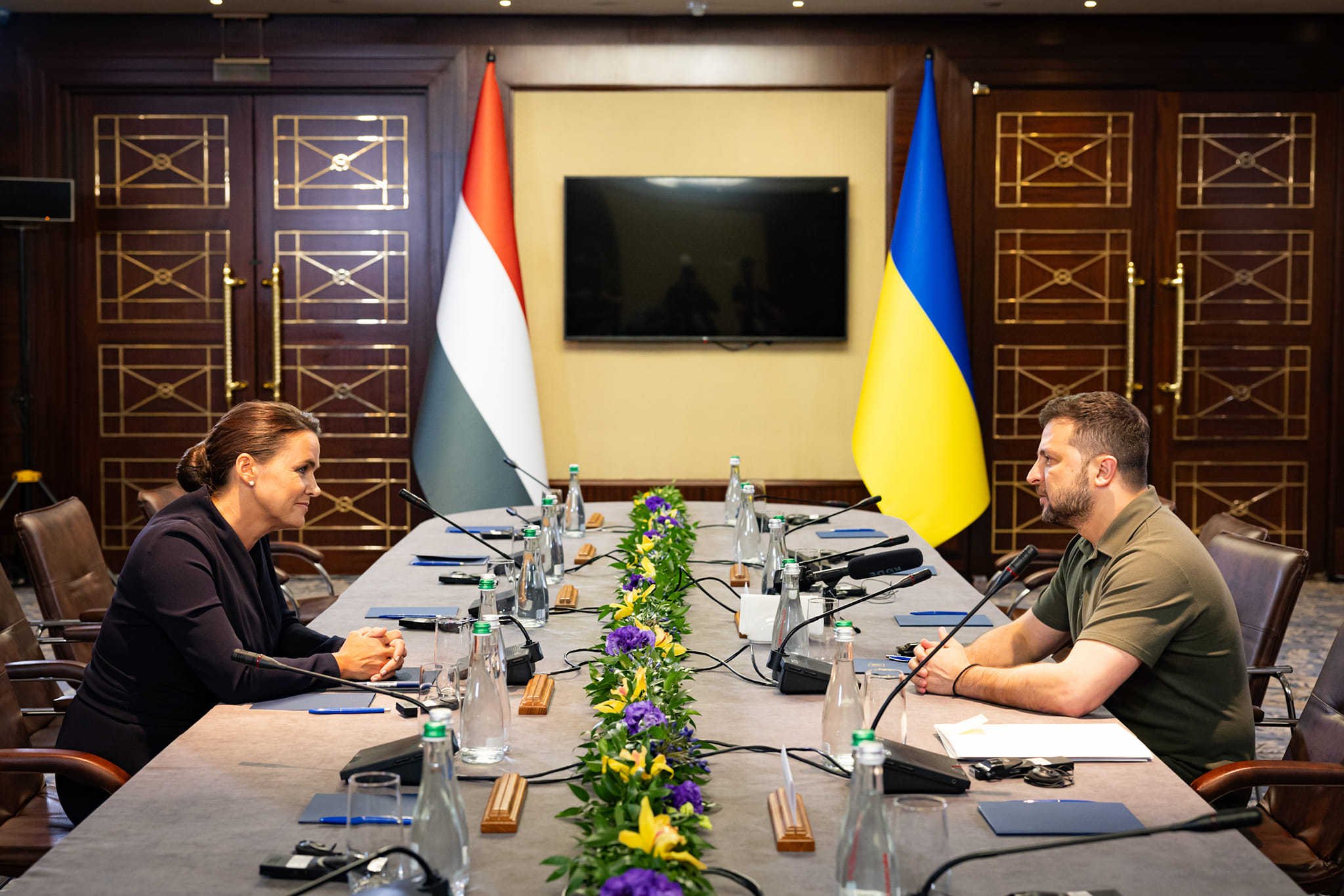 President Novák Meets Ukraine's Zelensky